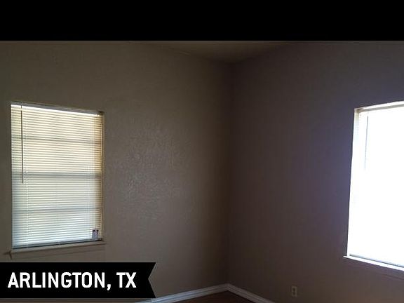 2nd image of 1121 Thannisch Dr