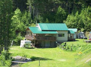 5462 Box Canyon Rd, Ione, WA 99139