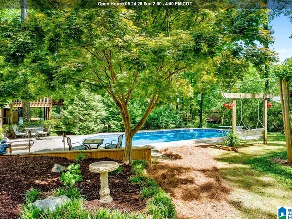 5483 Dover Cliff Cir, Birmingham, AL 35242