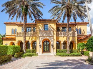 2557 Escada Ct, Naples, FL 34109