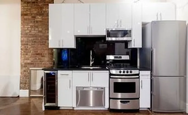 Rented by Douglas Elliman | media 11