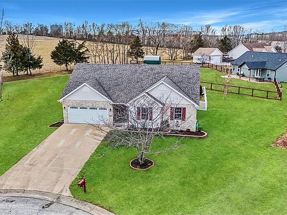 2nd image of 1055 Saint Andrews Dr