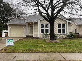 1851 Peppertree Ln, Columbus, IN 47203