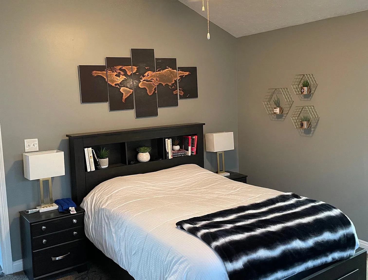 2020 Ruckle St — Photo 3