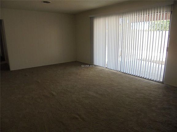 3rd image of 4212 Esmeralda Ave