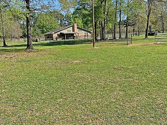 5th image of 460 Buckskin Dr
