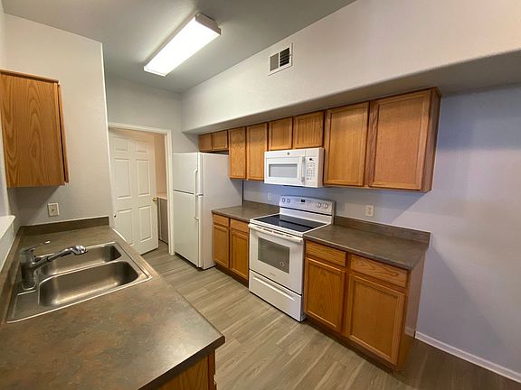 4th image of 9448 E Florida Ave APT 1075