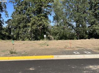 3088 NW Pinehurst Dr #48, McMinnville, OR