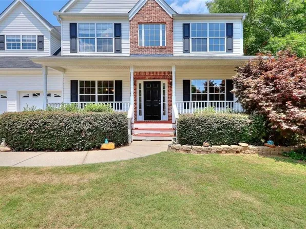 1222 Mystic Dr, Loganville, GA 30052