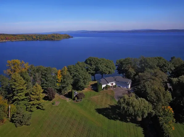23 Pearl Bay Lane, Grand Isle, VT 05458