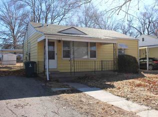 1136 Shelden St, El Dorado, KS 67042