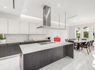 3106 NE 210th Ter, Aventura, FL 33180