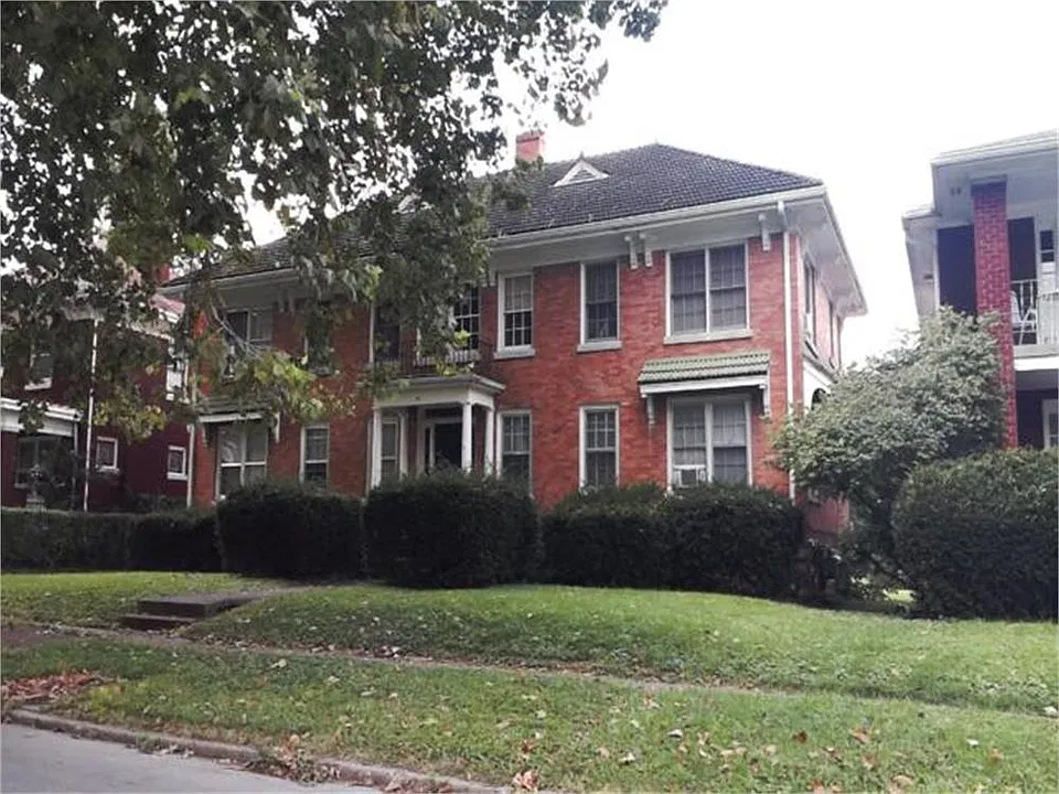 311 Sycamore Rd
