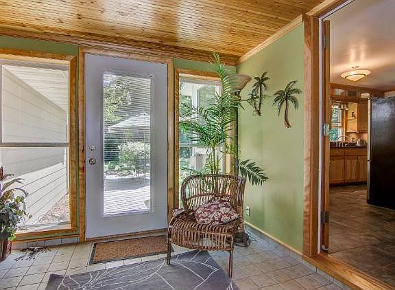 4th image of 2534 Arbor Dr