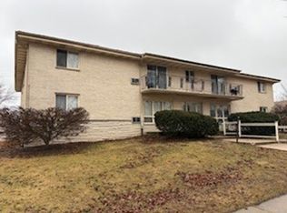 7621 W Lorraine Pl #4, Milwaukee, WI 53222