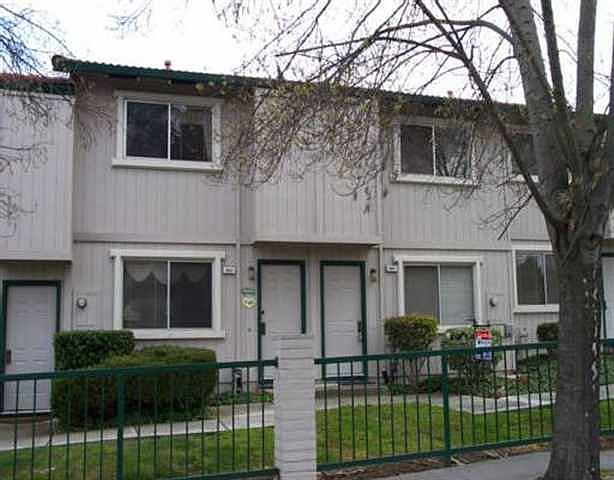 1st image of 695 Concord Pl #695