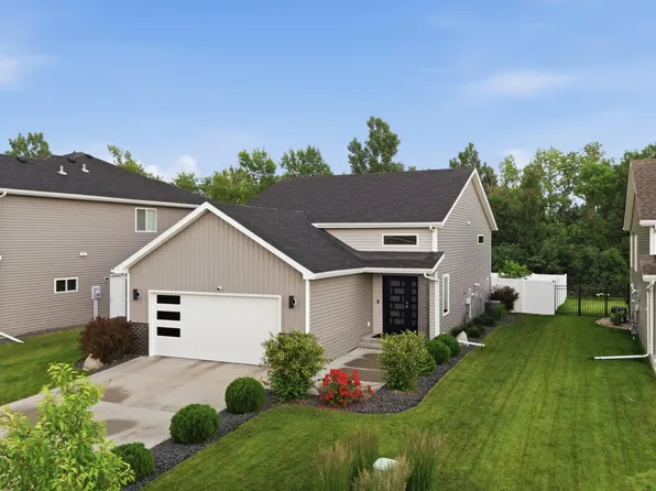 5848 Deb Dr W, West Fargo, ND 58078