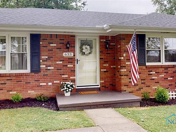 2nd image of 633 Valley Dr