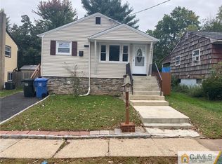 182 E Louis Pl, Iselin, NJ 08830