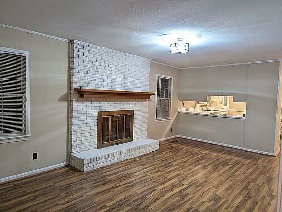 4th image of 2601 Shoal Pl