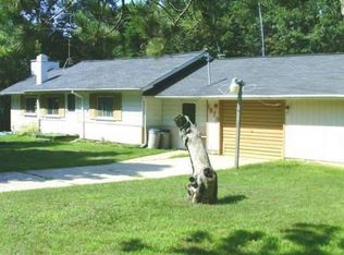1573 Oakwood Dr, Gladwin, MI 48624