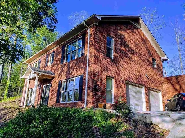 1501 Timberwalk Dr, Guntersville, AL 35976