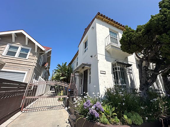 2nd image of 737 Crenshaw Blvd #1/2