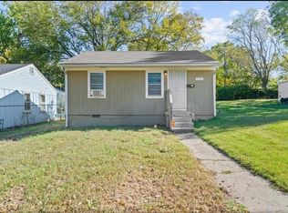 7015 College Ave, Kansas City, MO 64132