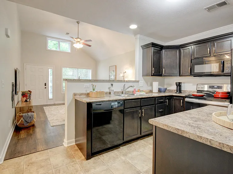 816 Dunbar Cave Rd — Photo 13
