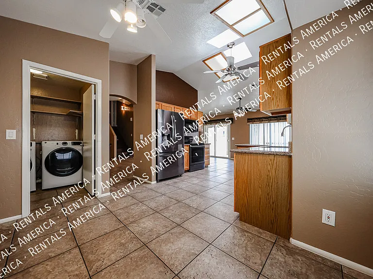 3160 W Frankfurt Dr — Photo 16
