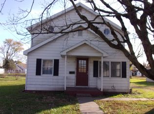 309 Higbee St, White Hall, IL 62092