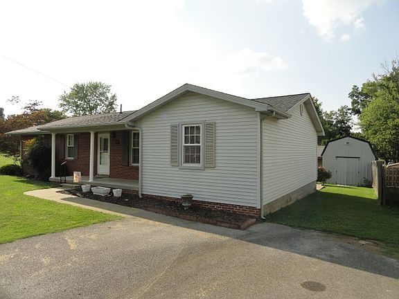 2nd image of 303 Walnut St