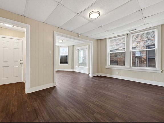 4th image of 738 E Marquette Rd #2