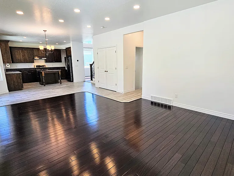 778 W Sunrise Way — Photo 10