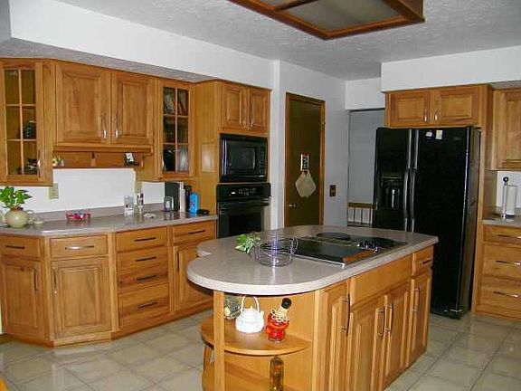 5th image of 1 Emerald Hill Cir