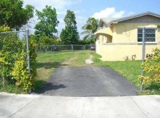 10965 SW 69th Dr, Miami, FL 33173