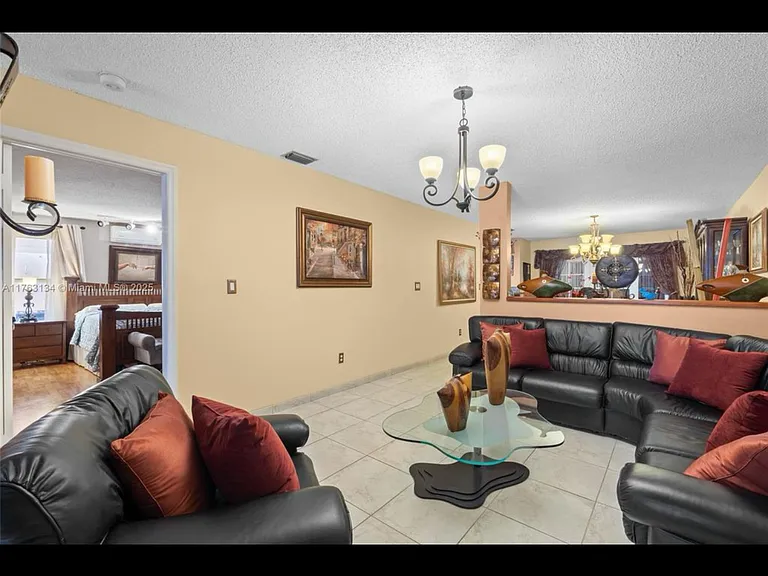 19826 W Lake Dr — Photo 3