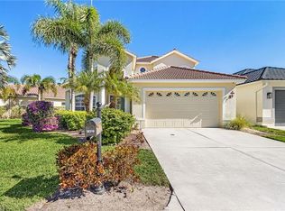 28310 Hidden Lake DR, BONITA SPRINGS, FL 34134