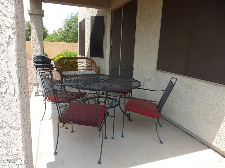 1042 N Moccasin Trl — Photo 16