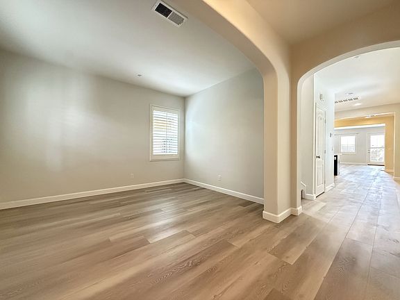 4th image of 16848 Silver Crest Dr