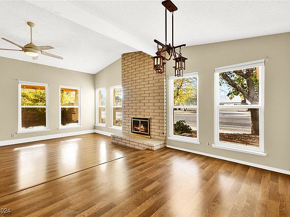 3rd image of 3866 S Torrey Pines Dr