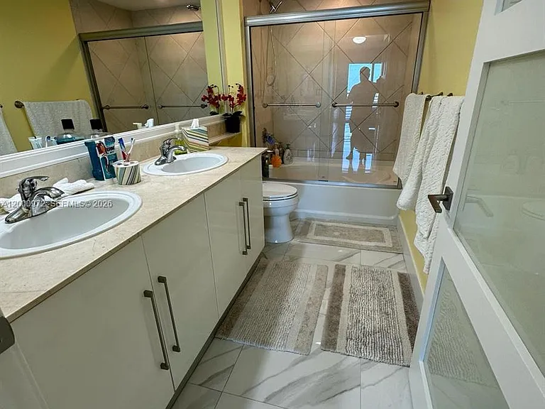 325 Biscayne Blvd #2523 — Photo 48