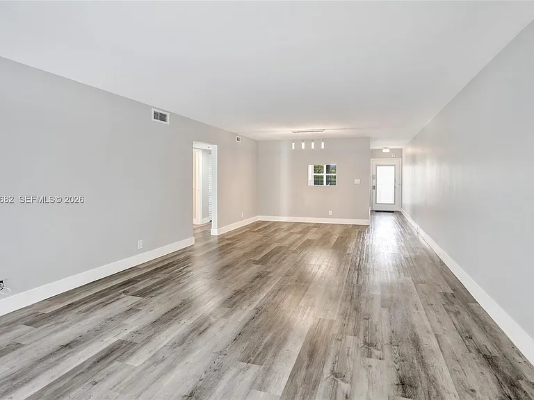 3001 Portofino Isle #K2 — Photo 19