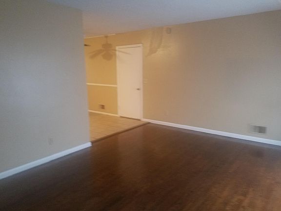 4th image of 7710 E 110th St