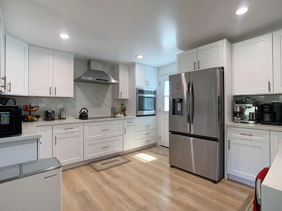 1st image of 1815 Lilac Ln