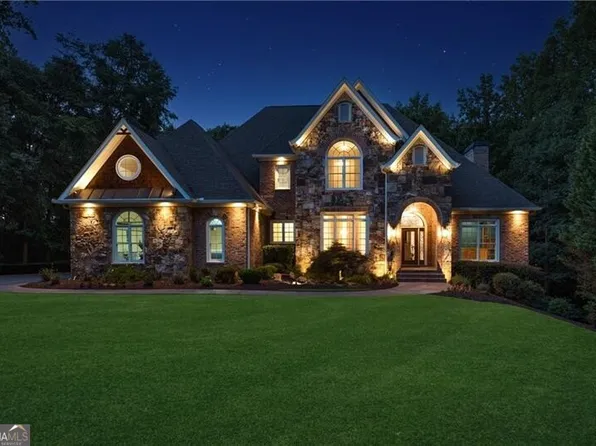 2140 Tee Dr, Braselton, GA 30517
