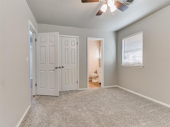 5th image of 1004 Winnipeg Dr