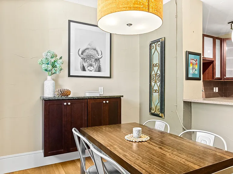 740 N Sherman St #208 — Photo 5