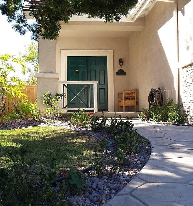 curb view 1