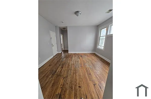 Building Photo - 50-52 N 12th St #2L